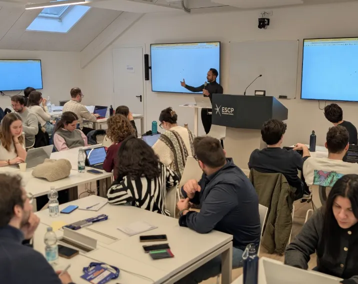 Corso 'From Zero to Startup', ESCP 2026